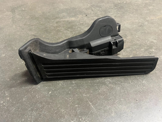 PEDAL ACELERADOR AUDI 1536